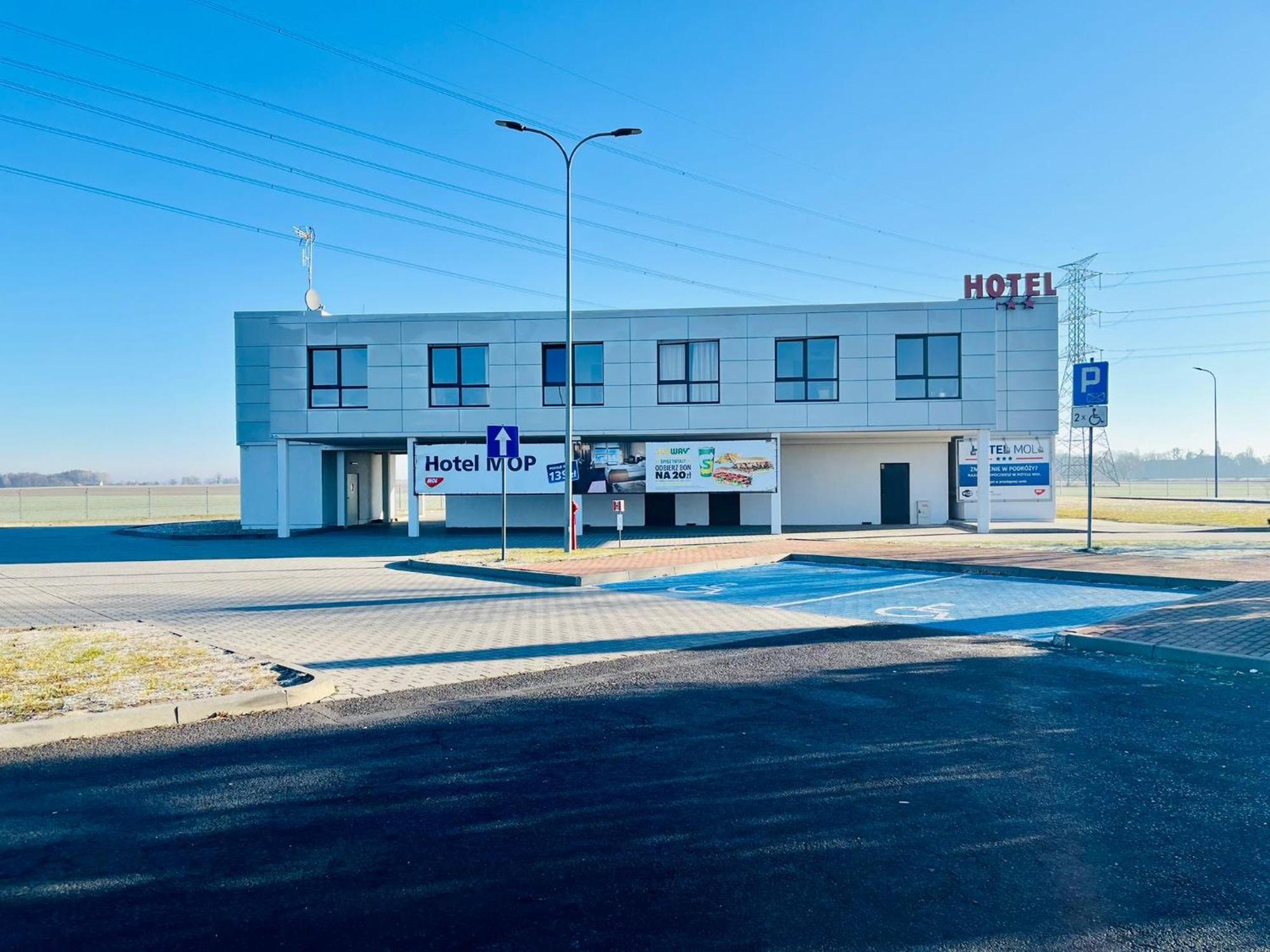 Hotel Lotos MOP Oleśnica Mała Kurowskie Chalupy Exterior foto
